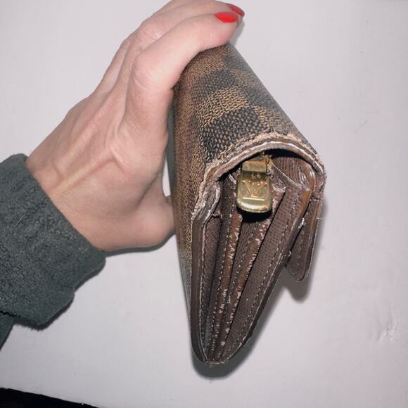 Authentic Louis Vuitton Damier Ebene Sarah Bifold Long Wallet - Picture 8 of 16